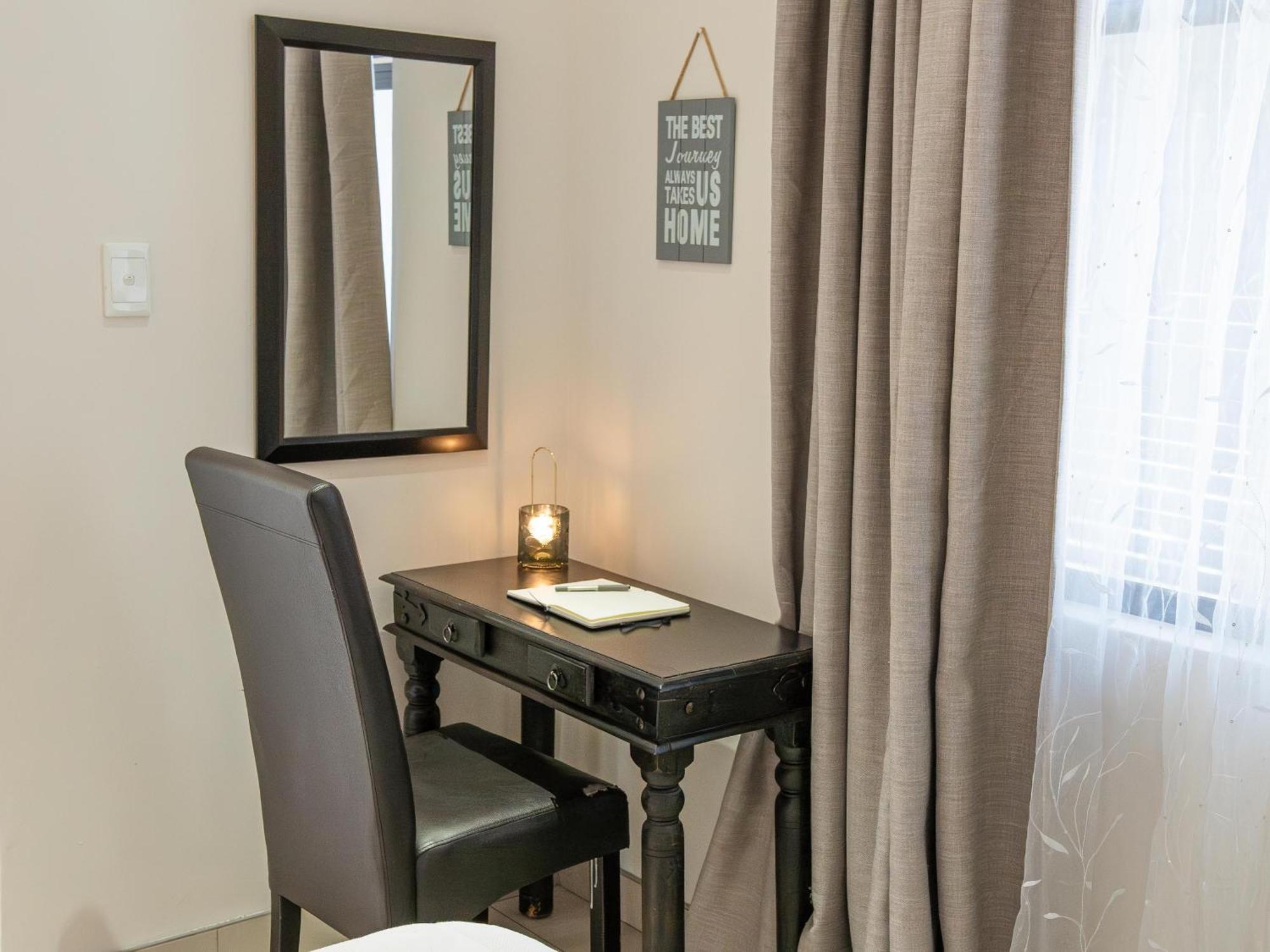 Rieks Van Der Walt Self-Catering Apartment Віндгук Екстер'єр фото