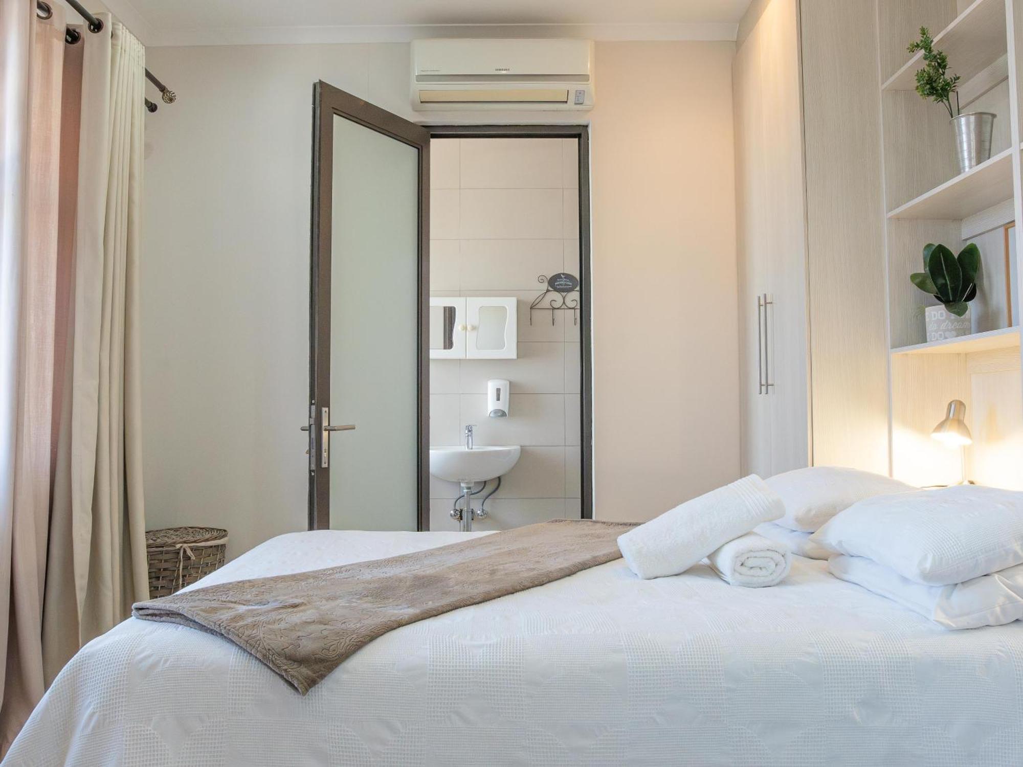 Rieks Van Der Walt Self-Catering Apartment Віндгук Екстер'єр фото